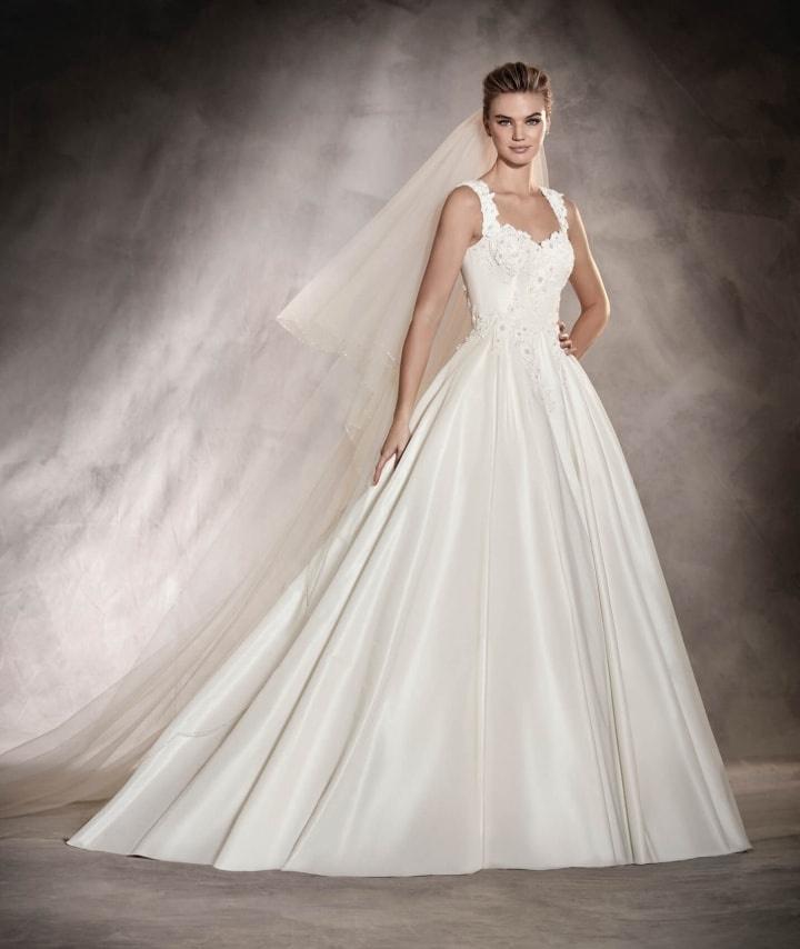 Pronovias