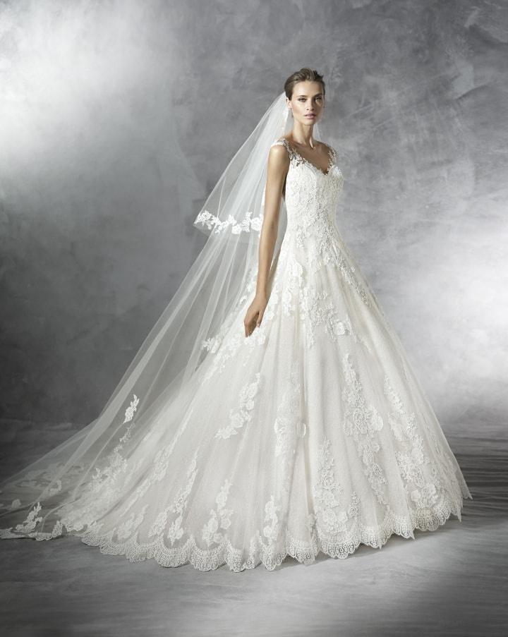 Pronovias