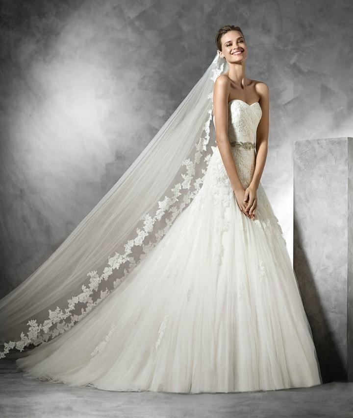 Pronovias