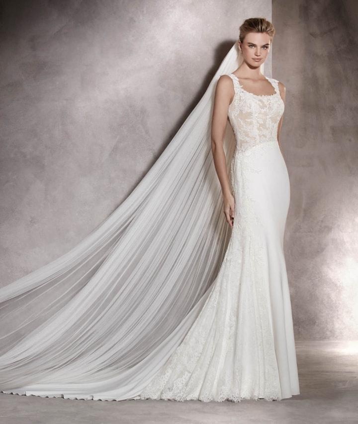 Pronovias