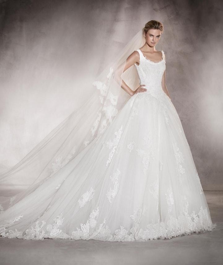 Pronovias