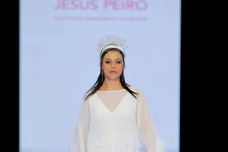 vestido de novia dos piezas con capa