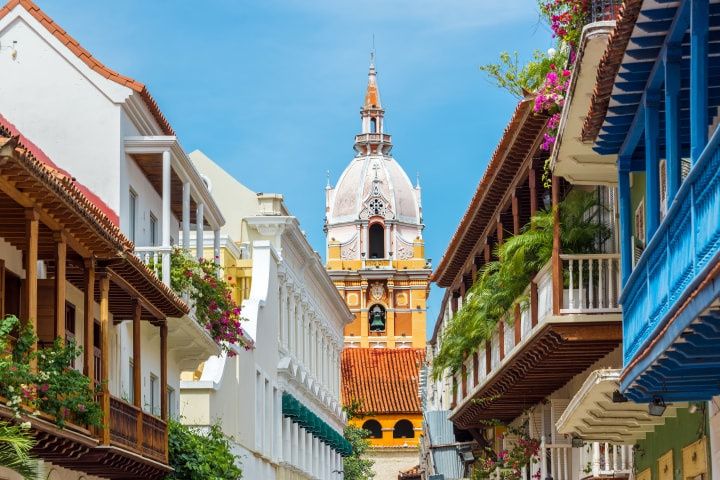 Calles de Cartagena de Indias en Colombia para luna de miel