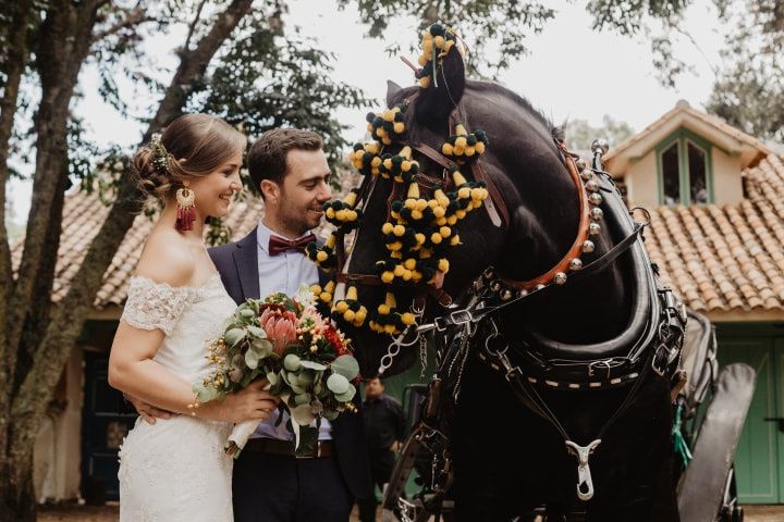 Carruaje para matrimonio: ¡para una llegada de película!