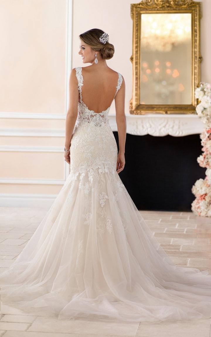 Vestidos de novia con espaldas increíbles: 75 diseños que te enamorarán
