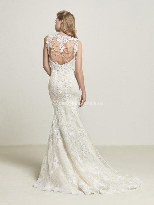 Pronovias