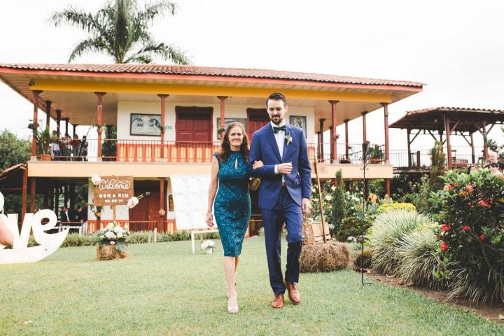 Elizabeth Carvajal & Alejo Mejía