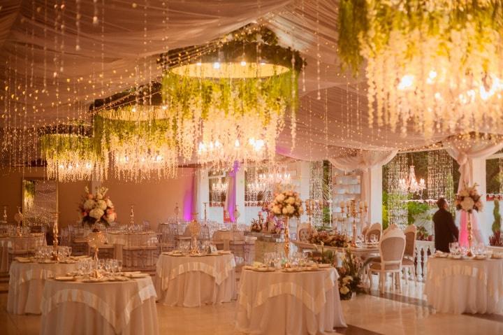 Cómo iluminar y decorar la carpa para matrimonio 10 ideas tentadoras