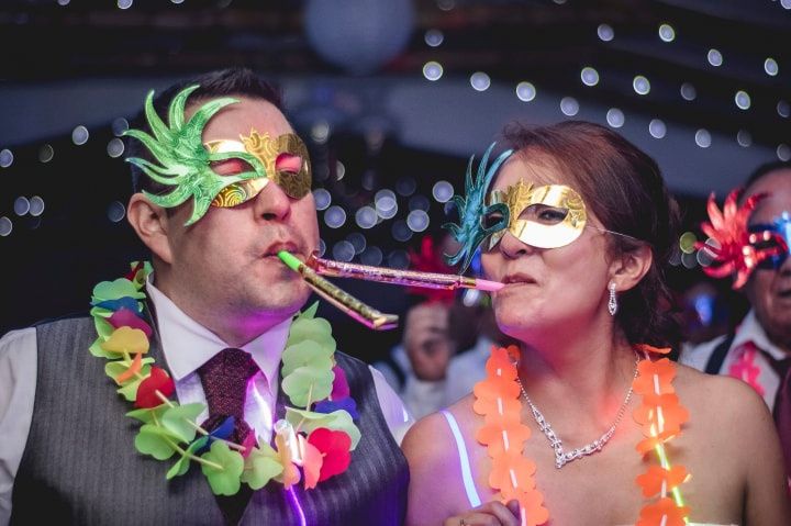 accesorios para la hora loca de matrimonio