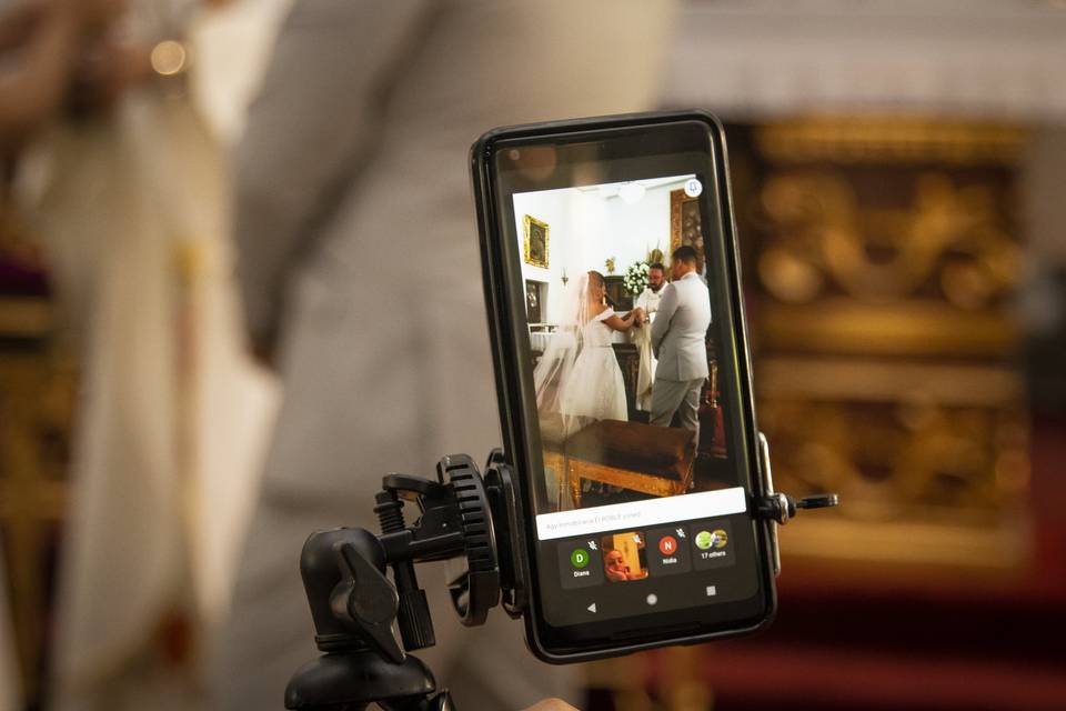 bodas virtuales transmisión desde celular con invitados