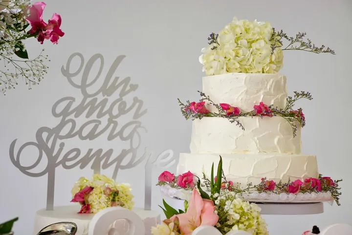 55 canciones para el momento de la entrada de la torta de matrimonio