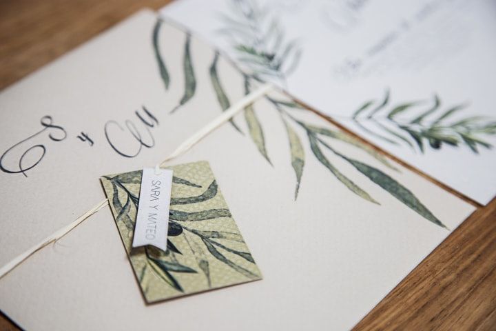 Invitacion de matrimonio con diseño botánico