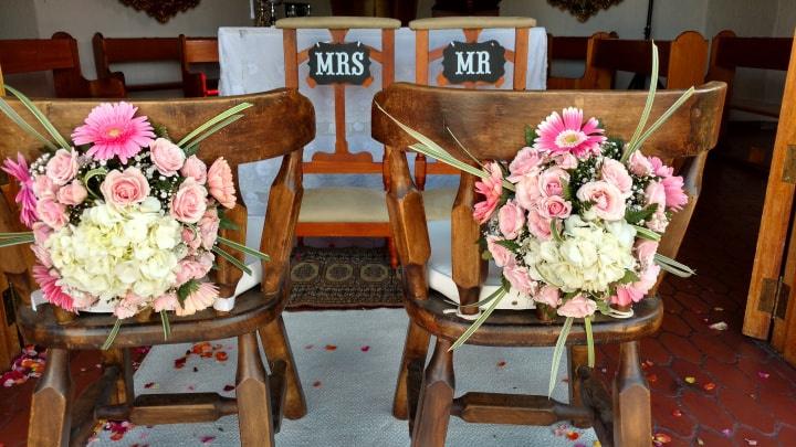 decoración sillas para novios para matrimonio