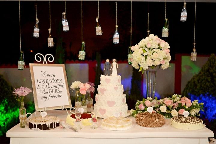 Arriba 71+ imagen decoración de mesa de pastel para boda