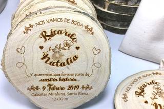 invitaciones de boda en retablos de madera