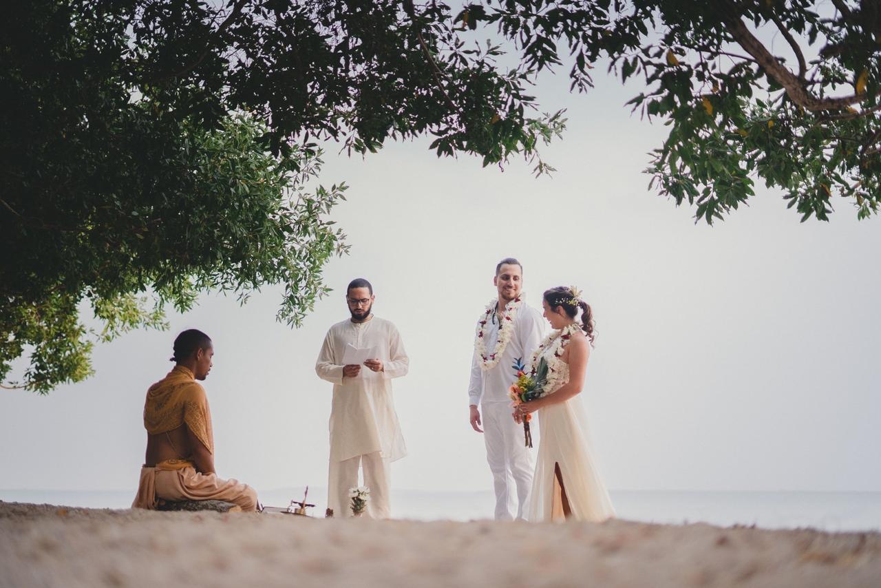 Casarse sin vestido de novia sale