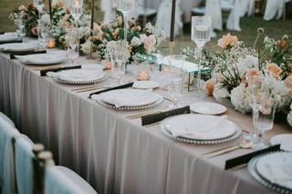 Montaje y decoración de mesas para boda