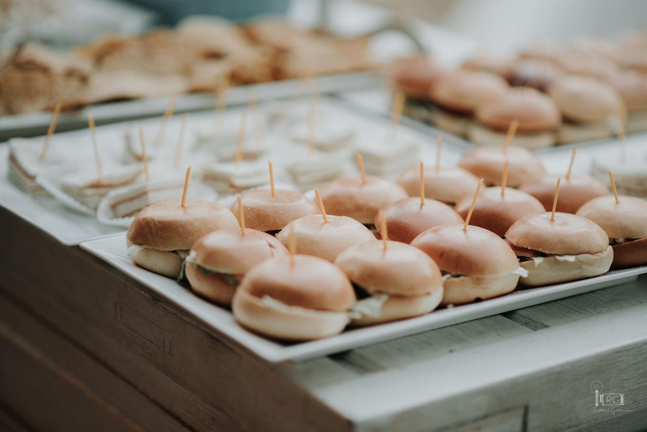 hamburguesas pequeñas como pasabocas