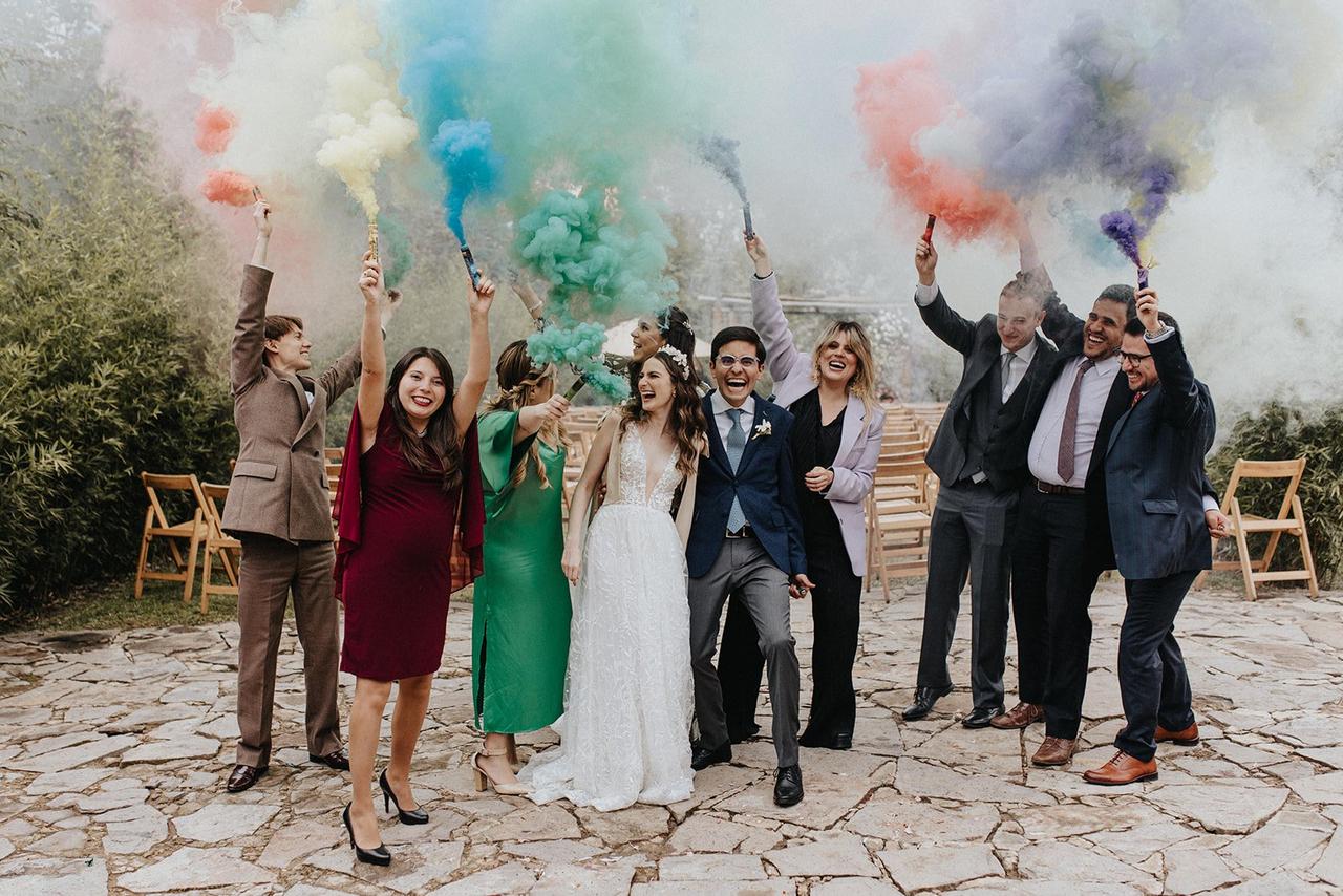 Lluvia de pétalos para sustituir el arroz en una boda, ORGANIZACIÓN DE  BODAS, WEDDING PLANNER