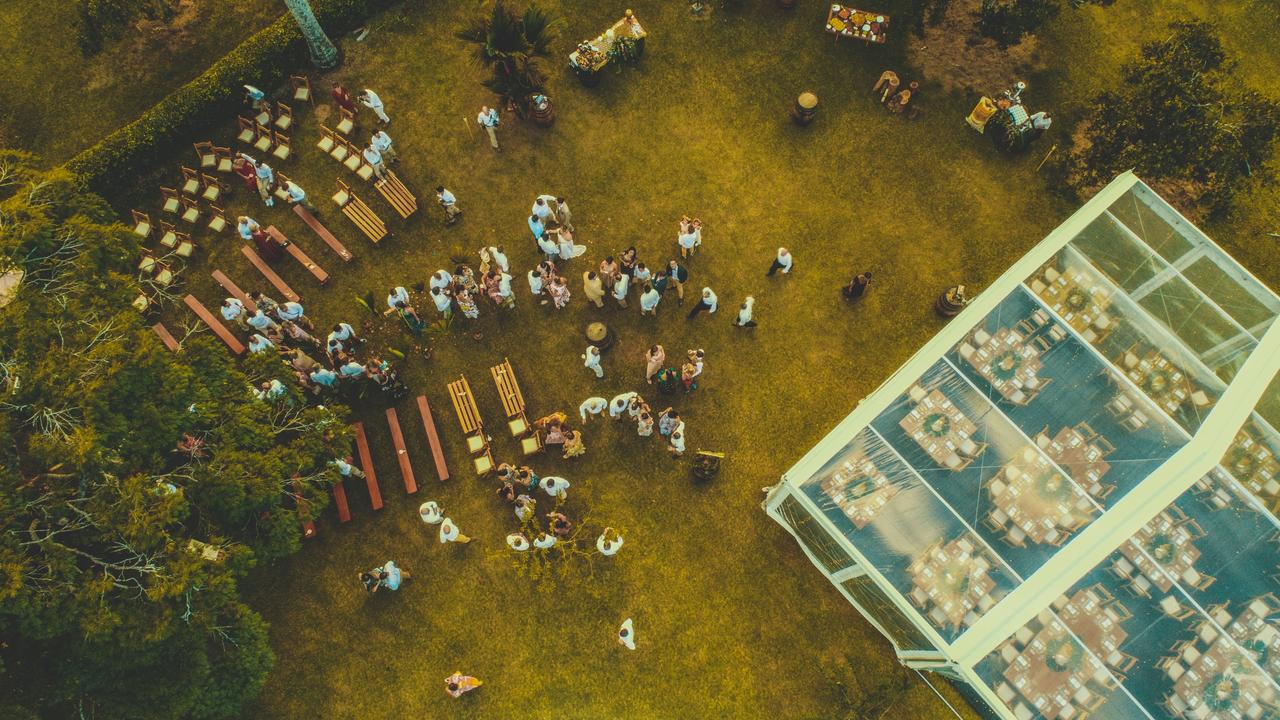 tomas aéreas con drone para boda