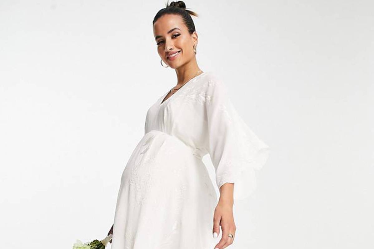 Diseños de vestidos para mujeres embarazadas 