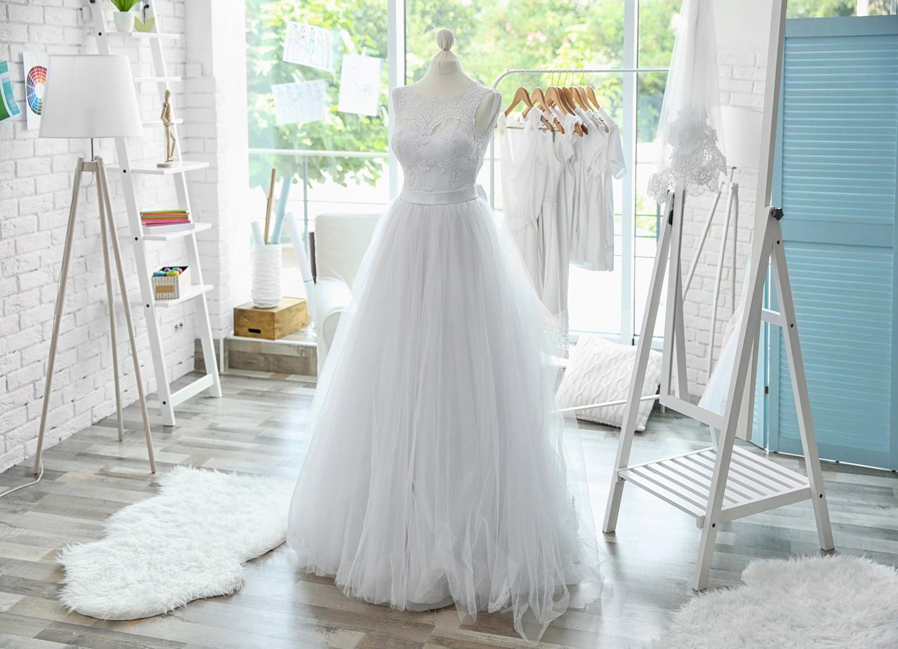 Alquiler de vestidos novia: ¿tienes claro cómo funciona el