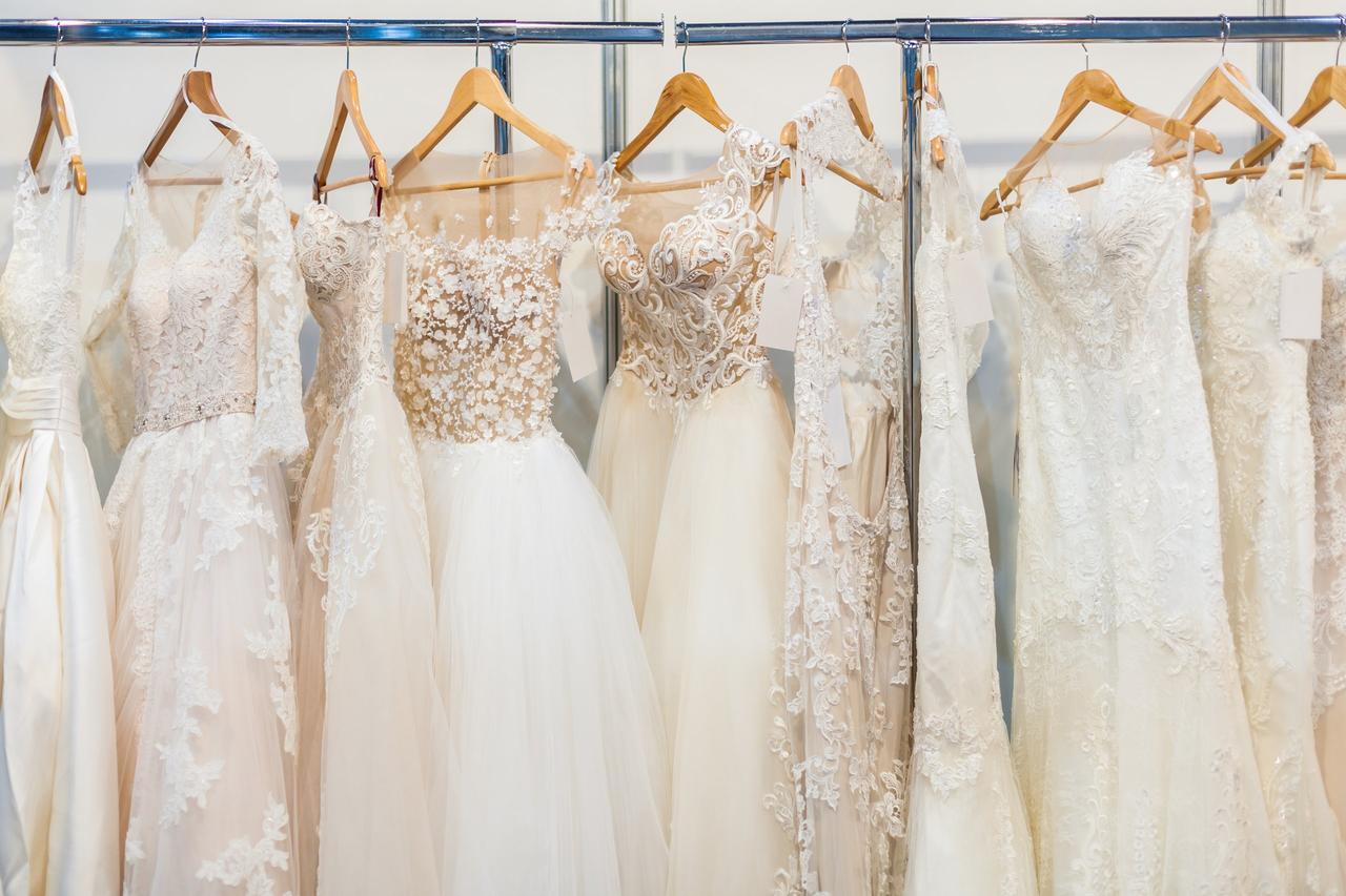 Vestidos de novia baratos: y cómo