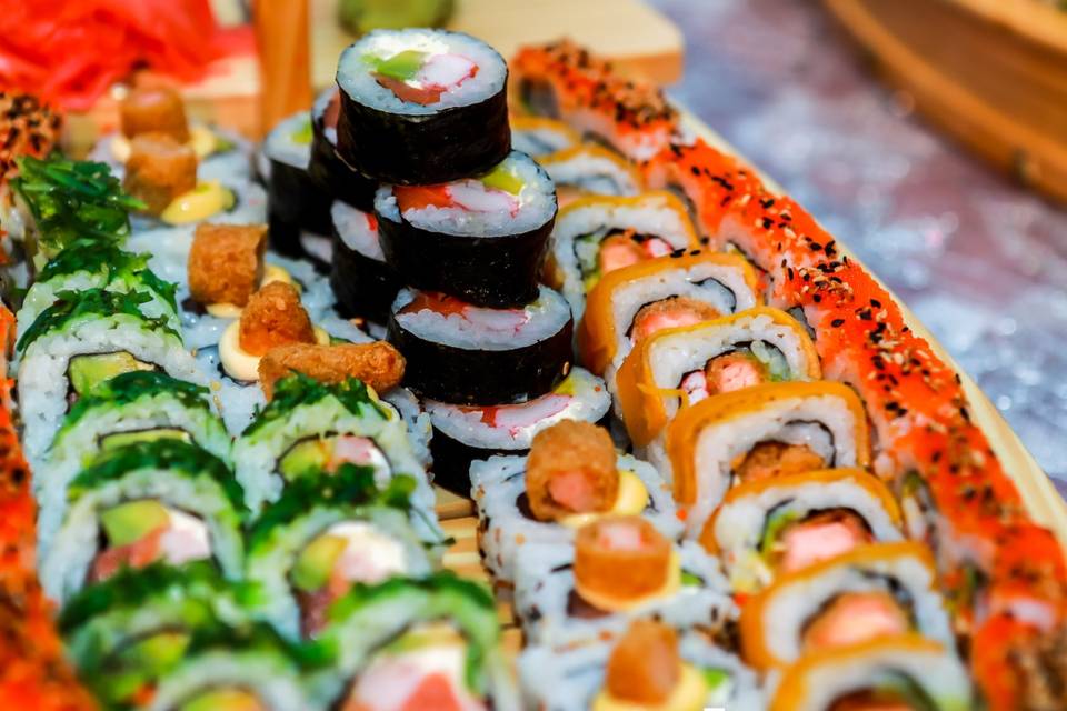 Sushi en el banquete de matrimonio: los datos que deben conocer