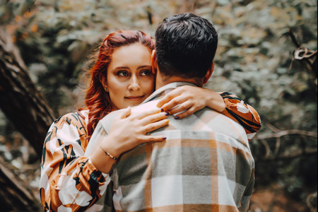 11 tipos de abrazos para comprender tu relación de amor o amistad