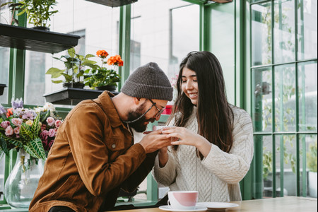 9 señales para saber si un hombre está enamorado. Y ¡una recomendación!