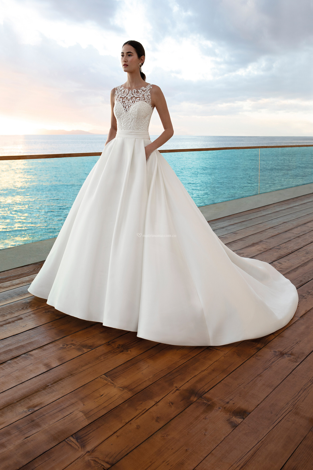 El vestido de novia con tu nombre 🌈 2
