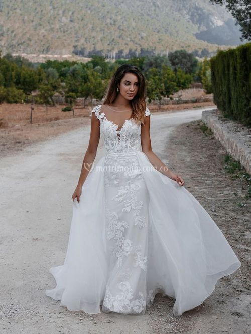 Isla, Allure Bridals