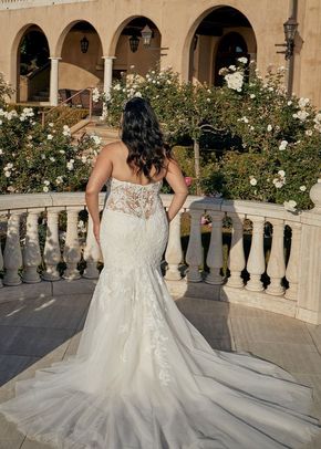 LEANNA, Casablanca Bridal