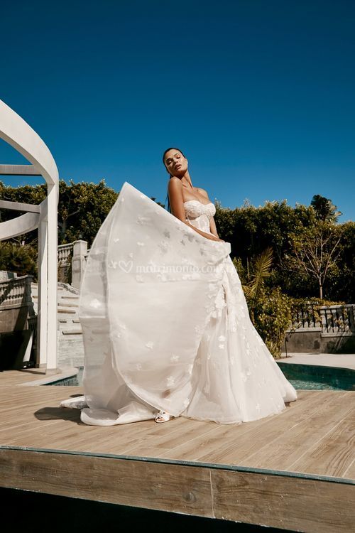 Renee, Galia Lahav