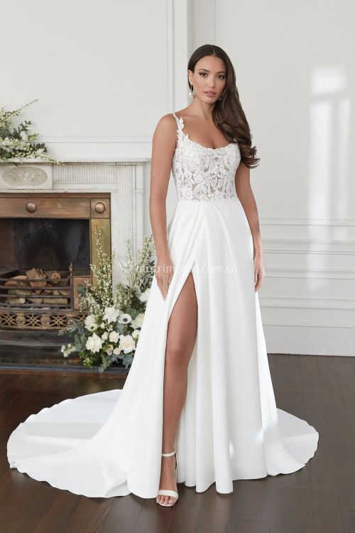 44374, Sincerity Bridal