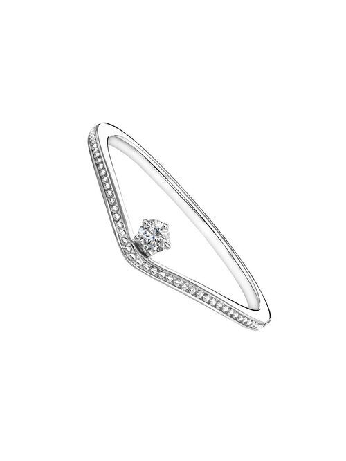 J03931-01, Aristocrazy