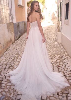 Gwen, Maggie Sottero