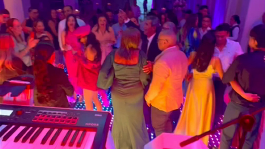 Fer y Su Clase Aparte en Vivo