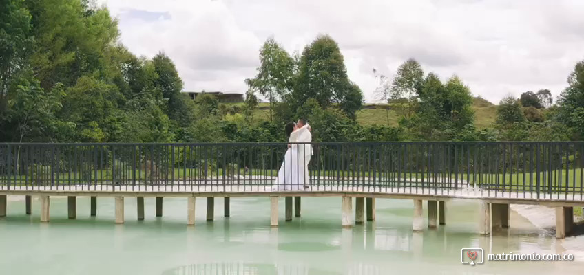 Boda en el lago de Riojana