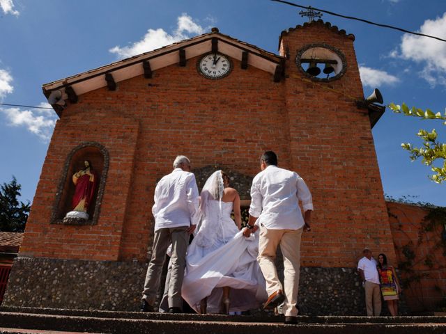 El matrimonio de José y Adriana en Medellín, Antioquia 13