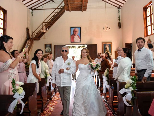 El matrimonio de José y Adriana en Medellín, Antioquia 15