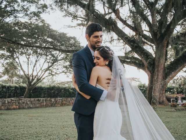 El matrimonio de Christian y Mariangel en Cali, Valle del Cauca 250