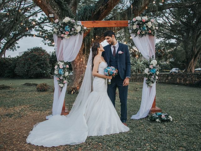 El matrimonio de Christian y Mariangel en Cali, Valle del Cauca 256
