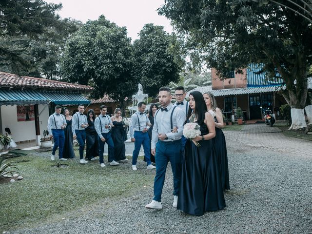 El matrimonio de Juan Manuel  y Carmen Elena  en Cali, Valle del Cauca 11