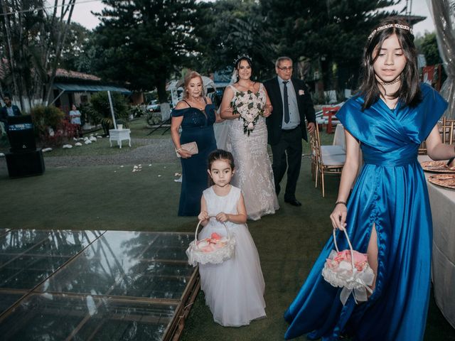 El matrimonio de Juan Manuel  y Carmen Elena  en Cali, Valle del Cauca 12