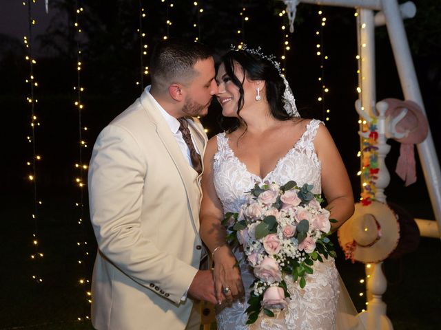 El matrimonio de Juan Manuel  y Carmen Elena  en Cali, Valle del Cauca 14