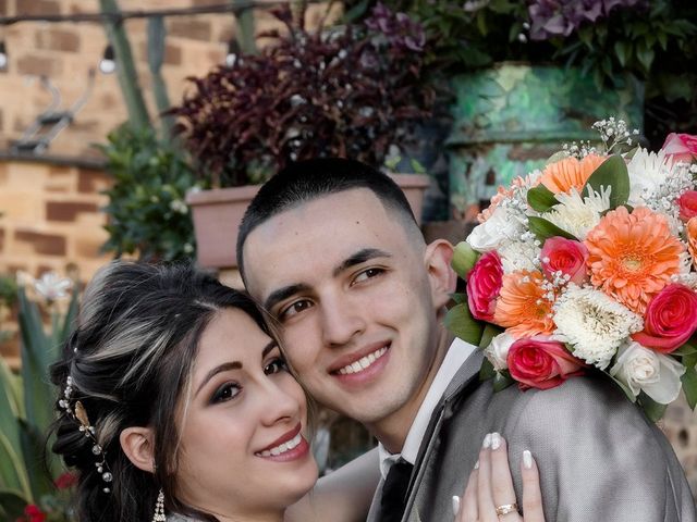 El matrimonio de Daniel  y Lady Johana  en Sabaneta, Antioquia 1