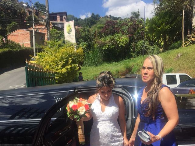 El matrimonio de Daniel  y Lady Johana  en Sabaneta, Antioquia 7