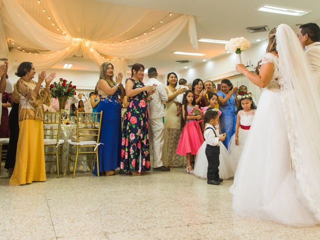 El matrimonio de Giovanny y Liseth en Cartagena, Bolívar 31