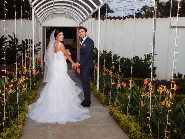 El matrimonio de Alejandro Qintero y Nicole  en Cali, Valle del Cauca 11